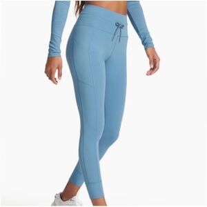 Vuori Daily Pocket Legging in Stillwater Size XL NWT